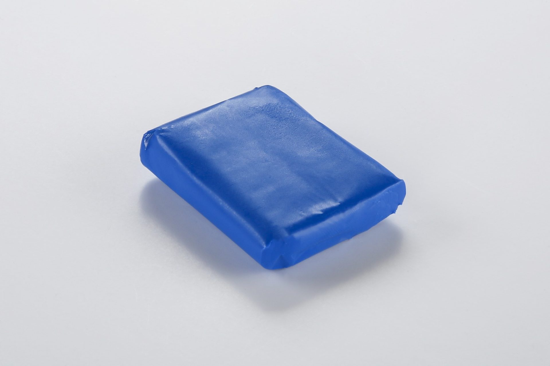 CERNIT Arcilla polimérica serie Metálica, azul, Nr. 200, 56 g 2 oz