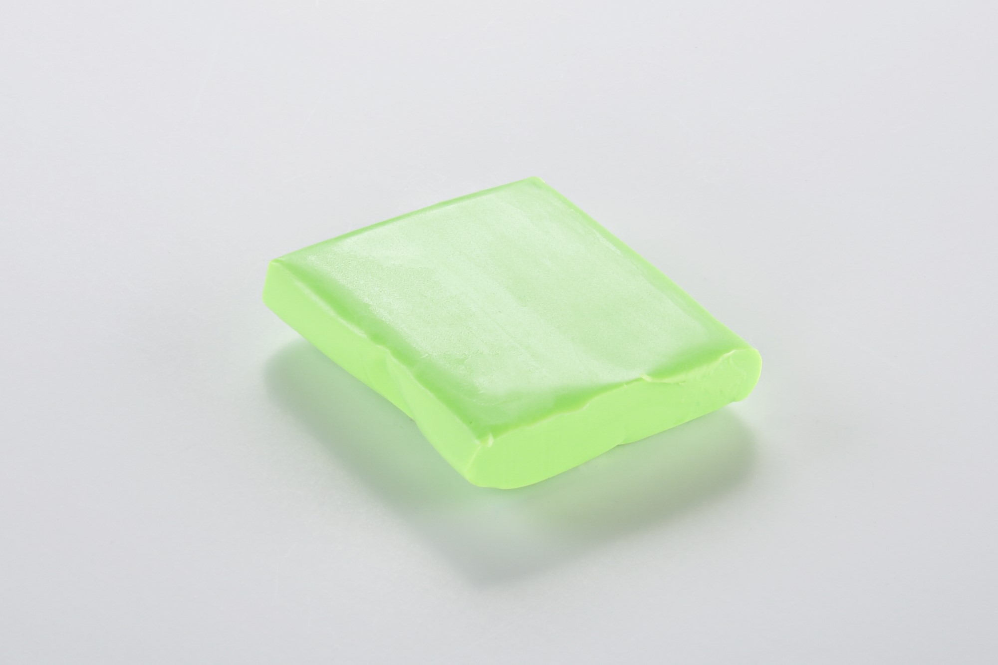 Polymeerklei Cernit - groen Neon Light 56g